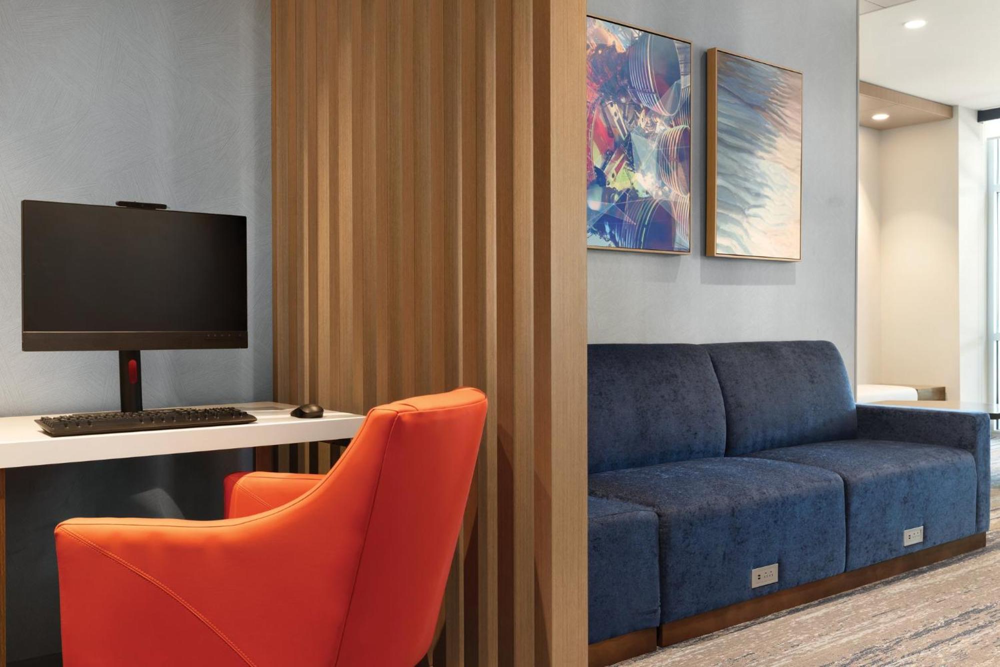 Holiday Inn Express Cape Canaveral By Ihg Exterior photo