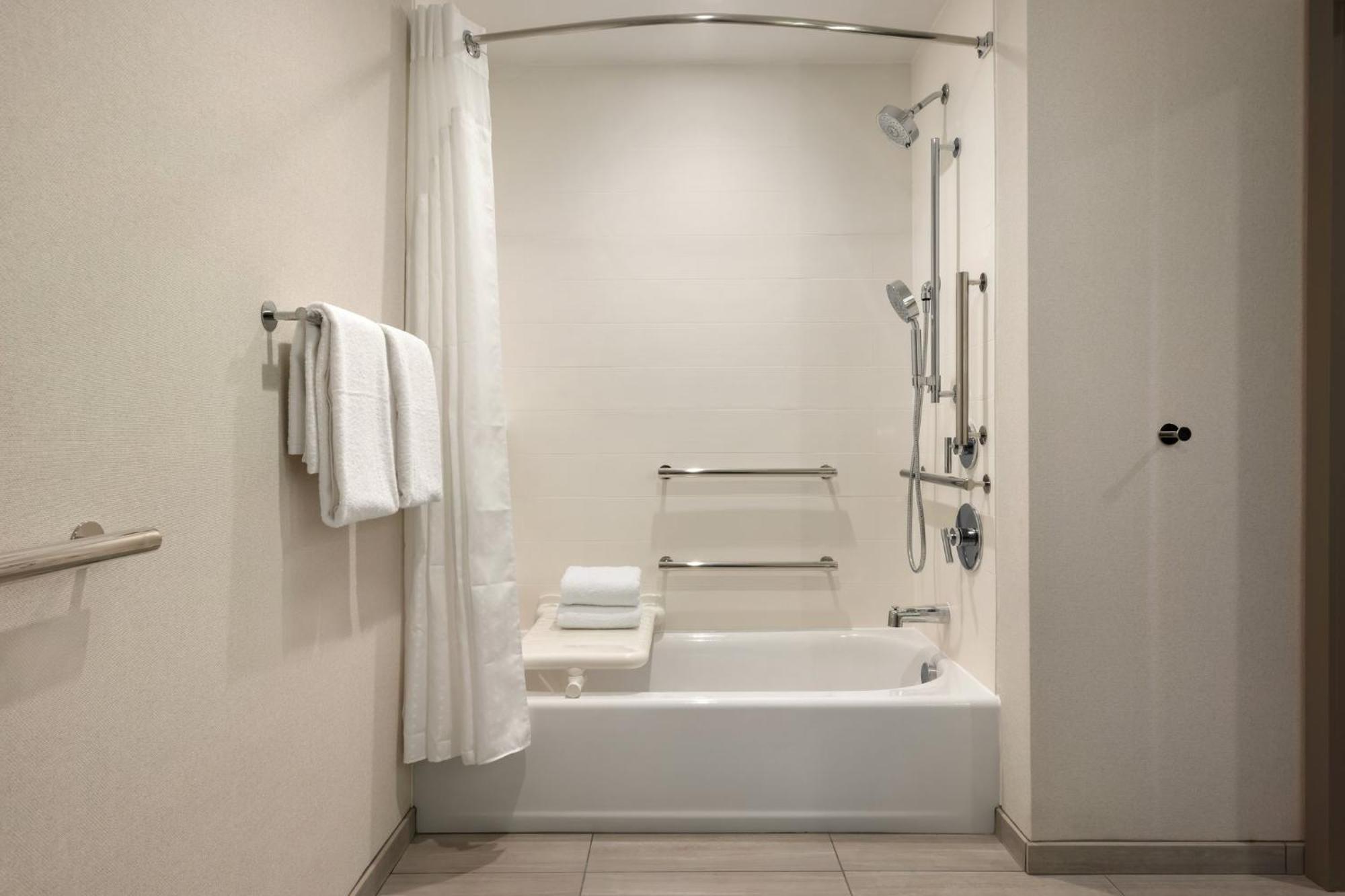 Holiday Inn Express Cape Canaveral By Ihg Exterior photo